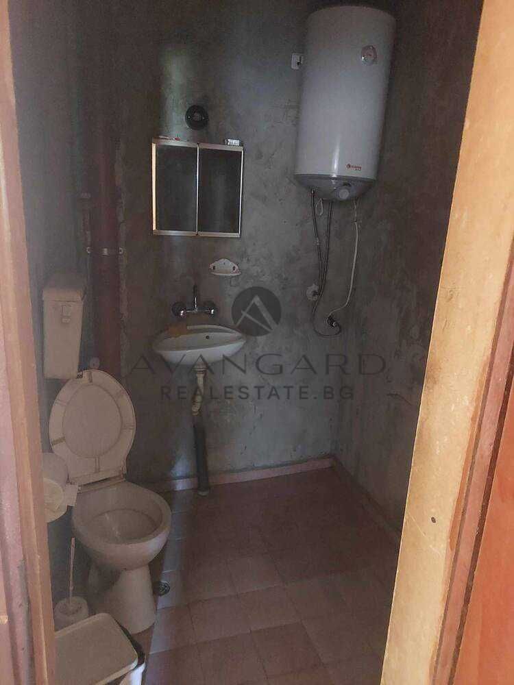 Продава се Тристаен апартамент в Пловдив, Кючук Париж - 66 кв.м за 1778 €/кв.м - Снимка #4