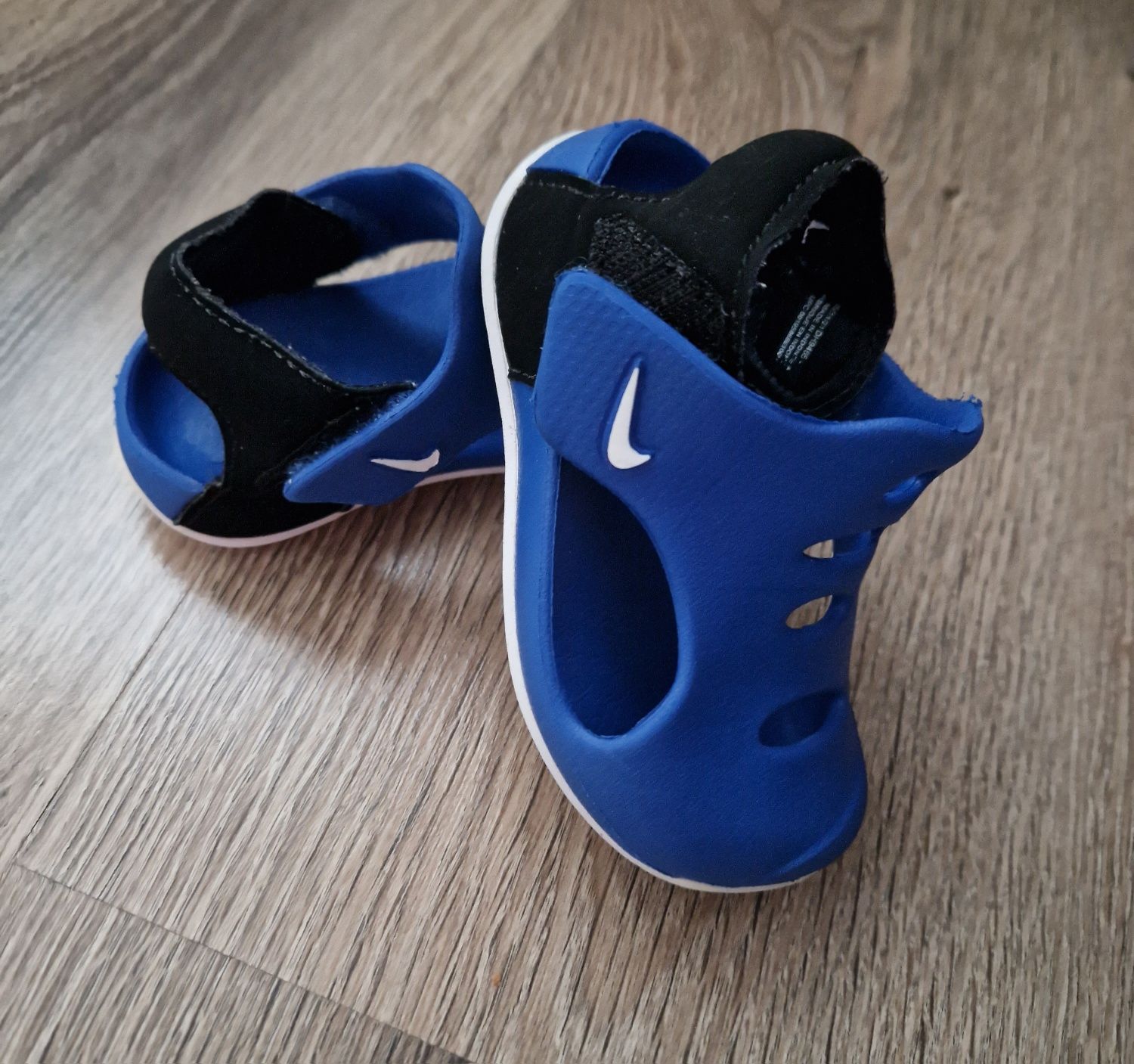 Sandale copii Nike marimea 21