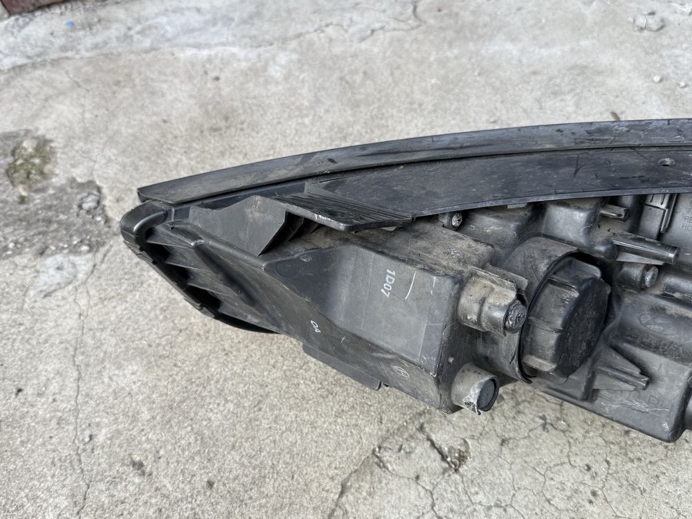 Десен фар за Hyundai IX35/Хюндай ИХ35