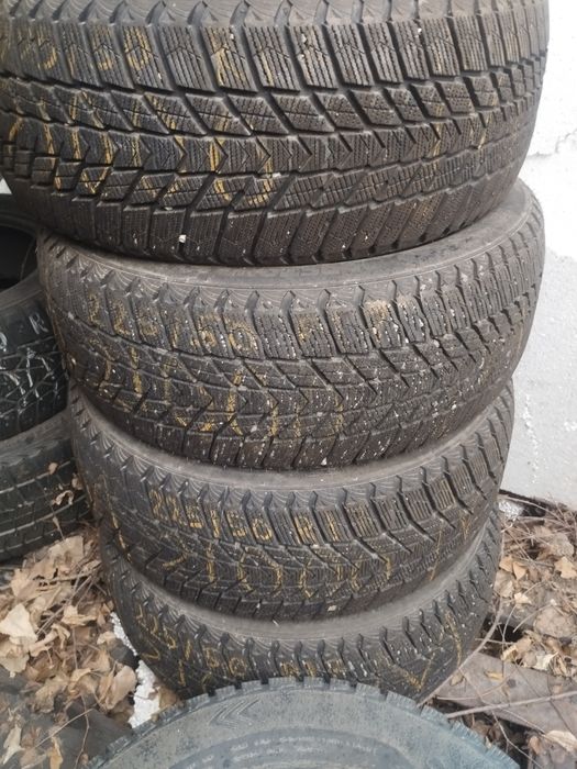 225/50 R17 комплект зимней резины шины Корея Roadstone