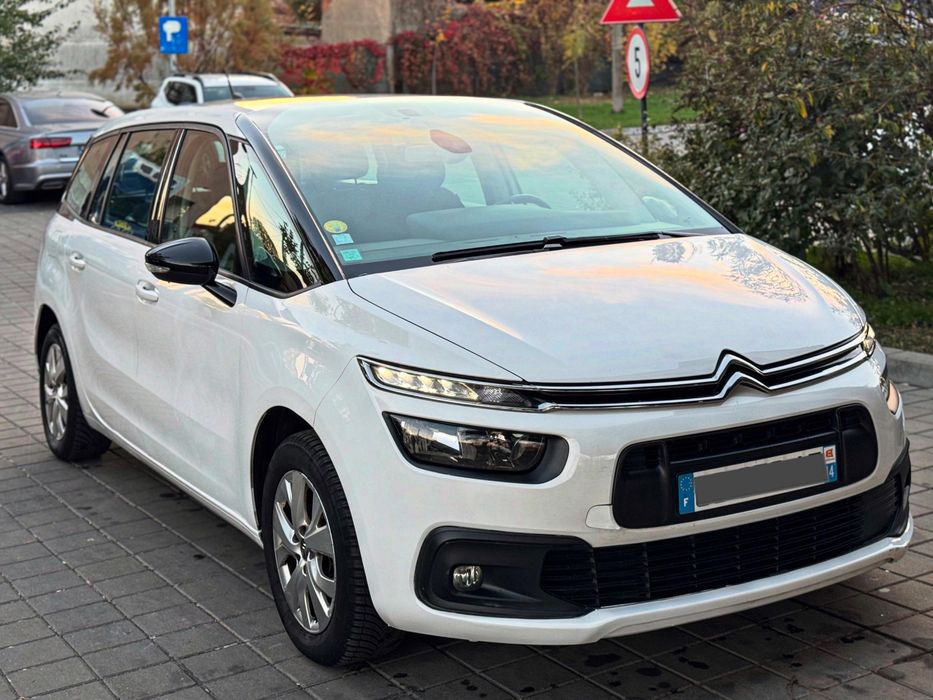 Citroen C4 Spacetourer // 2023 Euro 6 // 7 locuri // Automata