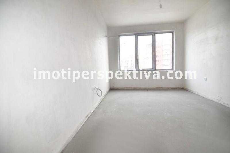 Продава се Тристаен апартамент в Пловдив, Кършияка - 100 кв.м за 1984 €/кв.м - Снимка #2