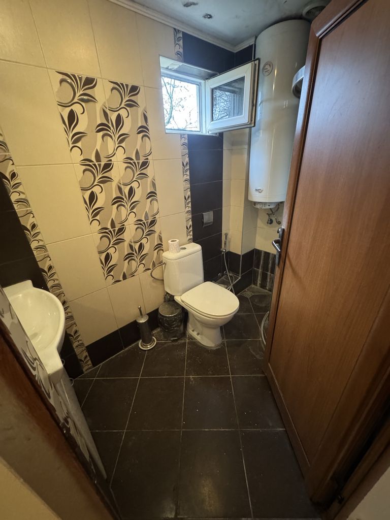 Продава се Къща в Варна, м-т Св. Никола - 80 кв.м за 1013 €/кв.м - Снимка #16
