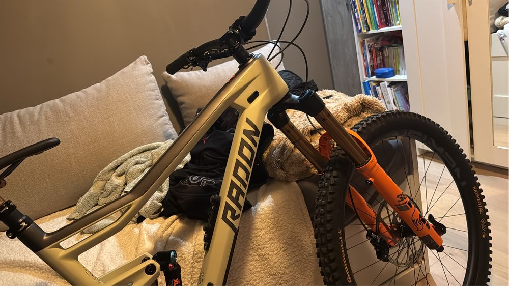 Bicicleta radon jab si casca fox proframe cu mips