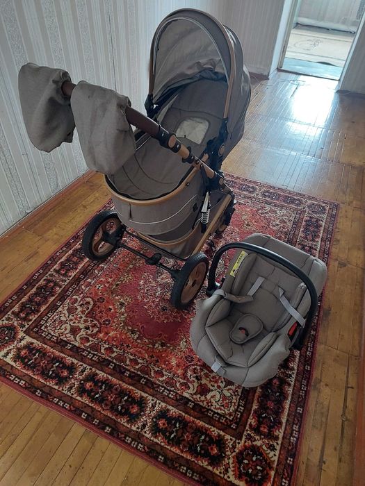 Продам коляску детскую