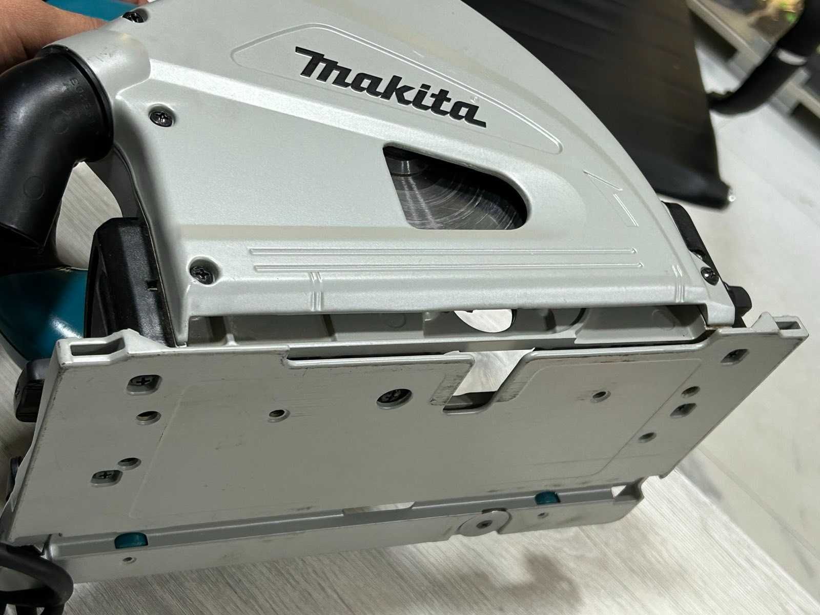 Потапящ ръчен циркуляр Makita SP6000, 1300 W, Ø 165 мм