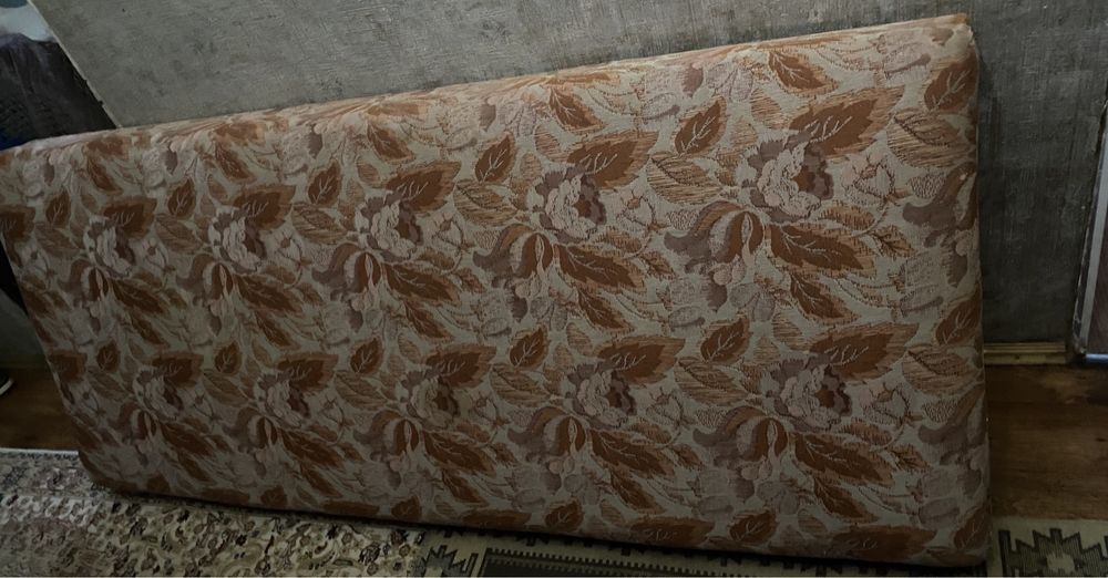 Отдам  кровать целый