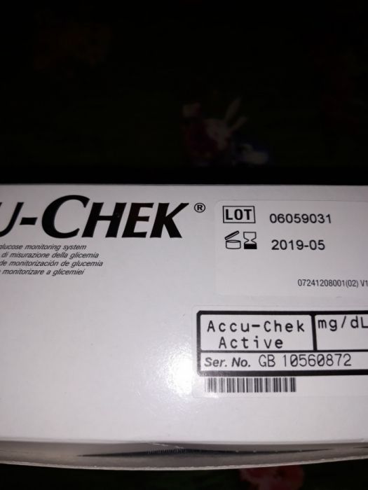 Aparat de monitorizare a glicemiei marca Accu Chek
