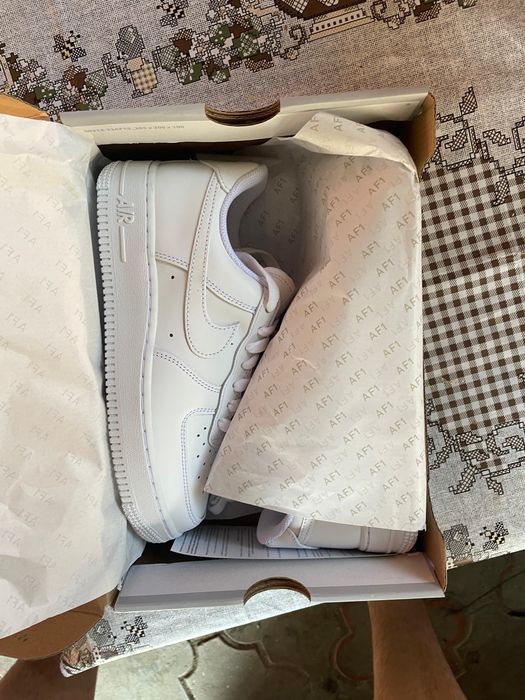 Vand air force 1 noi cu cutie si eticheta