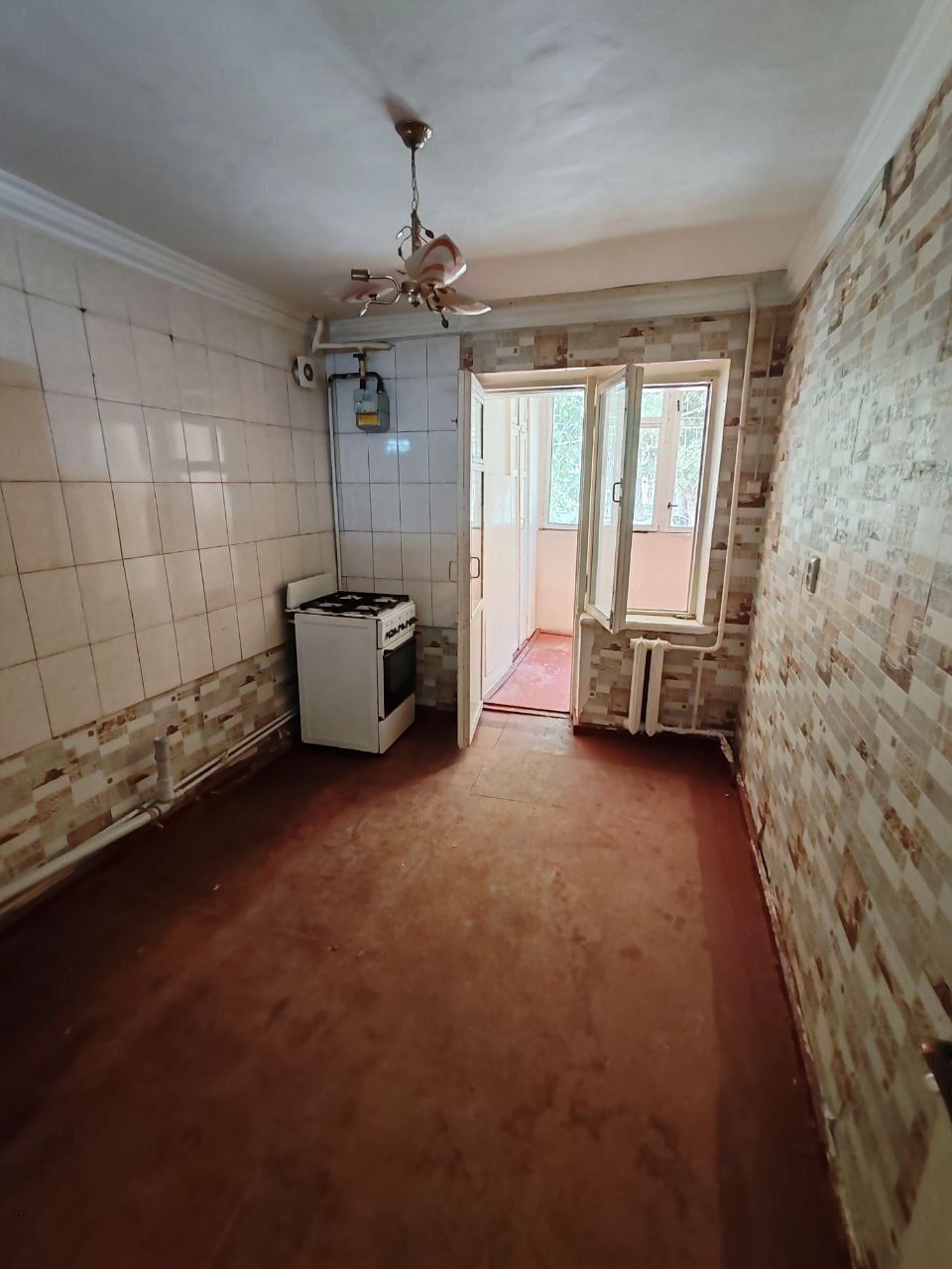 Продается 2ком квартира.Поселок Улугбек