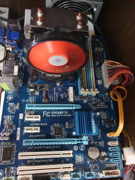 Материнская плата Z77