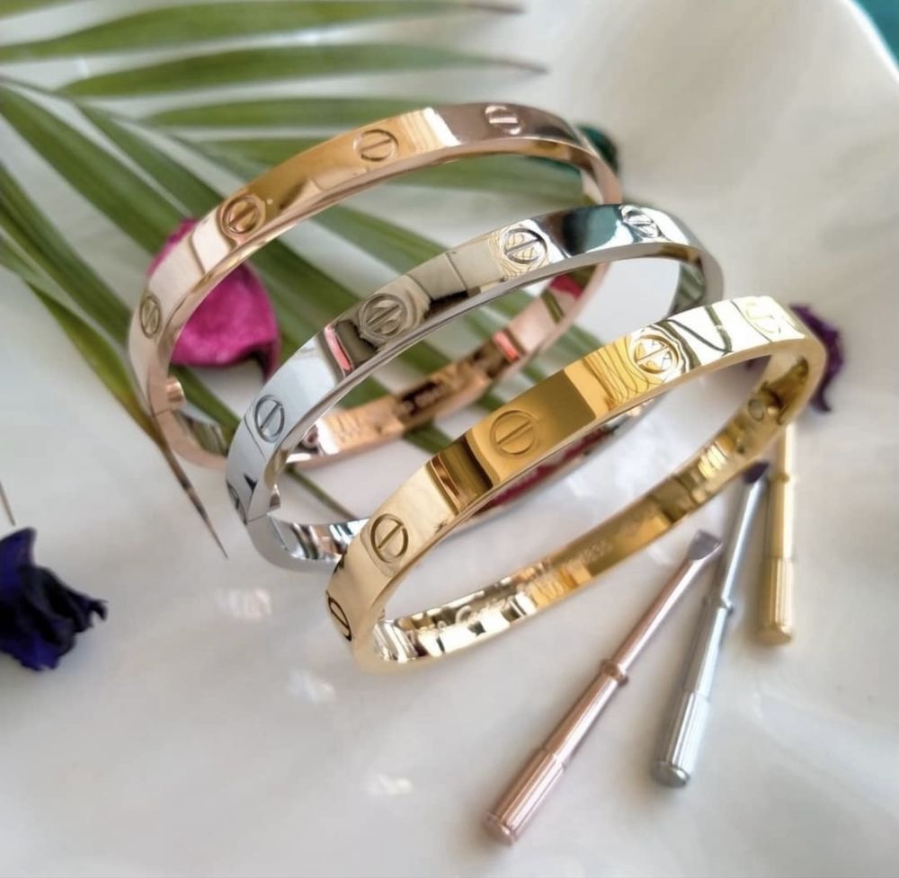 Гривни Cartier Love с отвертка, гривна Пирон Cartier Juste un Clou