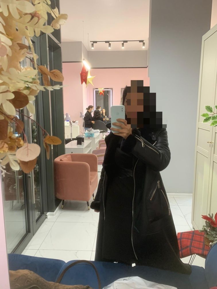 Продается зимняя, кожаная дубленка, почти новая
