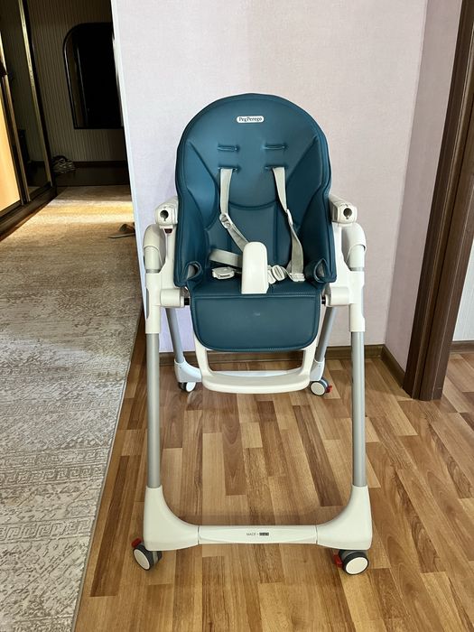 Столик для кормления 0+ лет. Peg Perego Prima Pappa follow me
