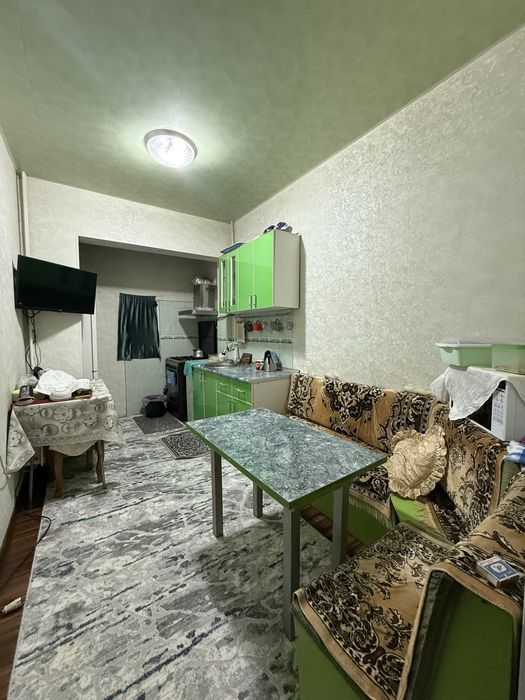 Срочно! Продается 3х комнатная квартира Юнусабад 14 квартал Метро