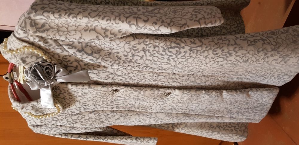 Продам детское осенне-весеннее пальто