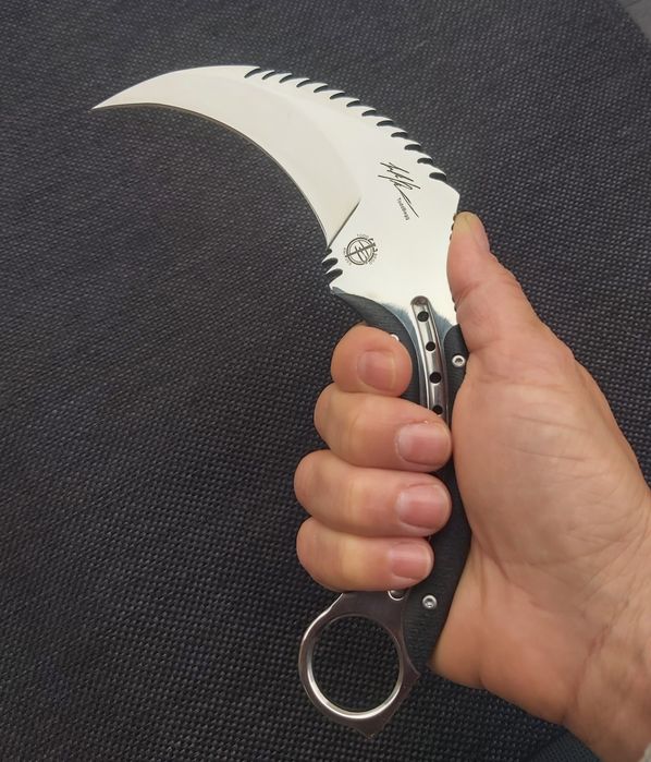 Дизайнерски карамбит Todd Begg с кания от телешки бланк