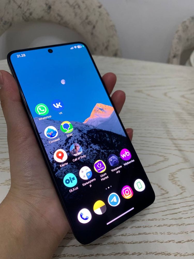 Poco F6 16/512gb