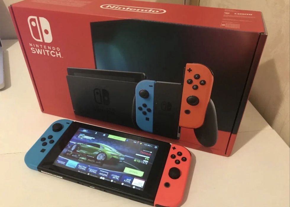 ЧИПОВАННАЯ/ПРОШИТАЯ nintendo switch 2rev