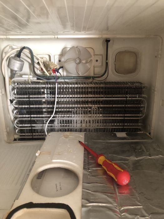 Reparatii Frigidere