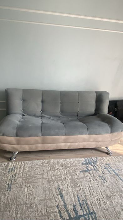 Отдам диван сломаный