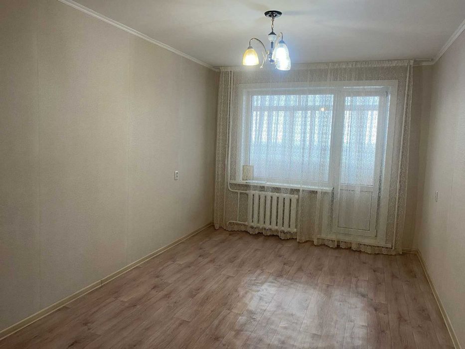 Продам 1-комнатную квартиру, 20 мкр., 3/9, новая планировка