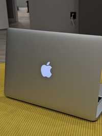 Продам macbook air 13 (2013)