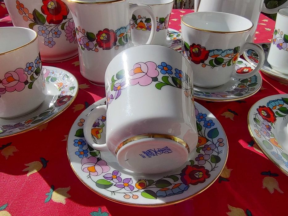 Ръчно рисуван винтидж сервиз за кафе Kalocsa-Унгария