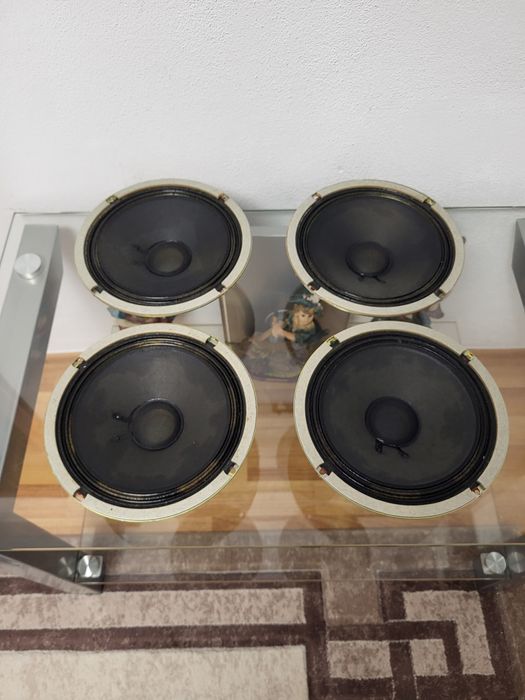 Difuzoare Pioneer 16 Ohmi, magneți Alinco