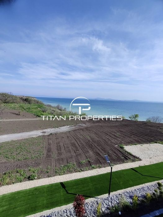 Тристаен апартамент с гледка и АКТ 16 в кв. Сарафово