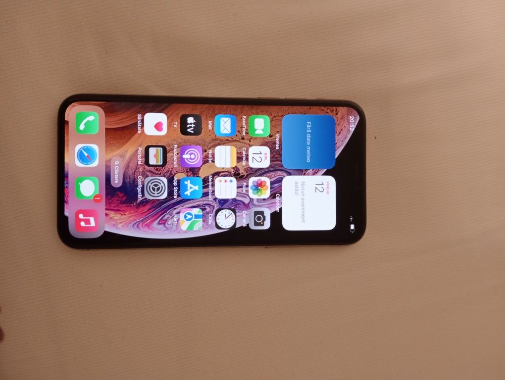 Vând iPhone xs /256 gb