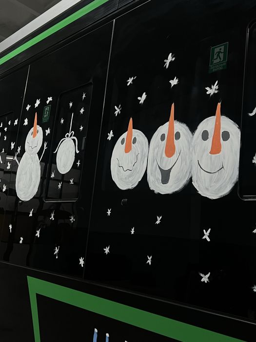 Рисую на окнах , Ойнага расим чизаман