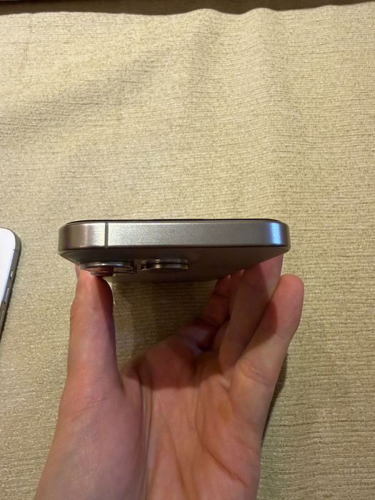 iPhone 15 Pro 256GB Natural Titanium