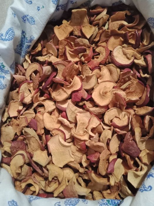 Продам сушеные яблоки