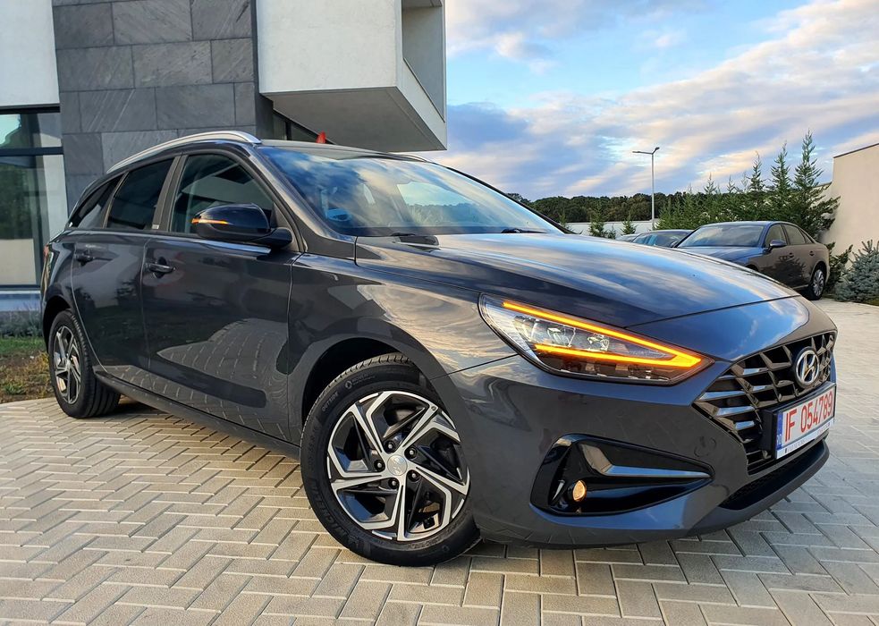 Hyundai I30 Hyundai i30 1,6 CRDI DCT Kombi Automatik