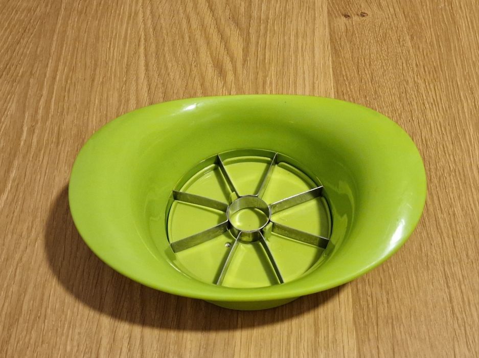 Feliator roșii avocado ananas mere ouă fierte etc.