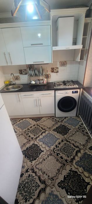 Kvartira sotiladi komfort