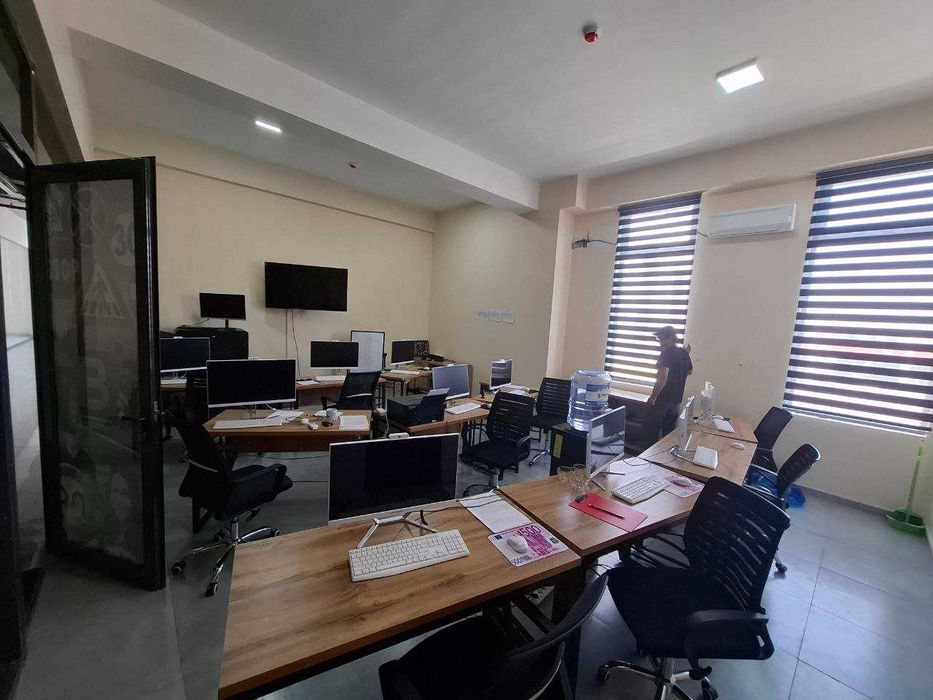 INDEX hududida biznes uchun ofis sotiladi