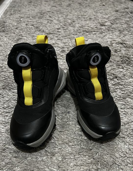 Ghete Adidas baieti marimea 33