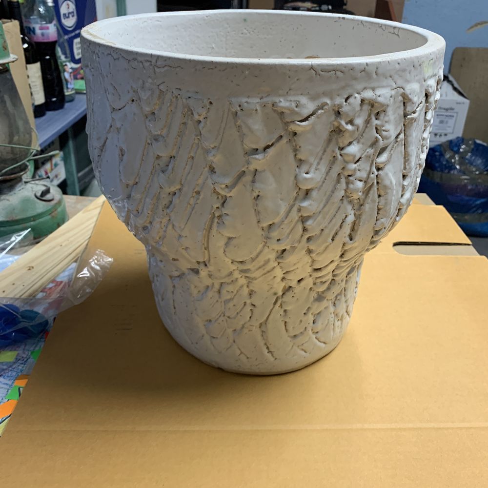 Продавам голяма керамична ваза