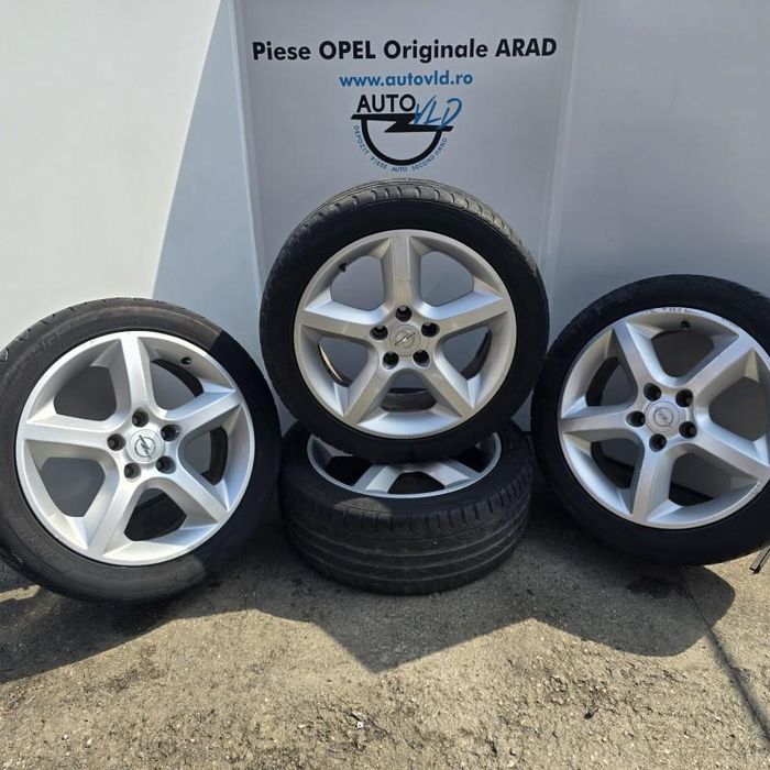 Jante aliaj R17 5X110 cu anvelope vara 225/45/17 Opel Astra H GTC