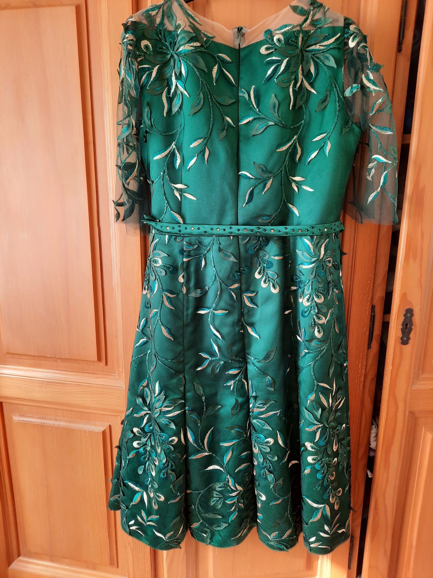 Rochie de ocazie mărimea 50.