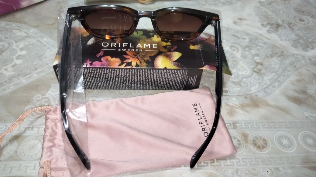 Женские очки Oriflame