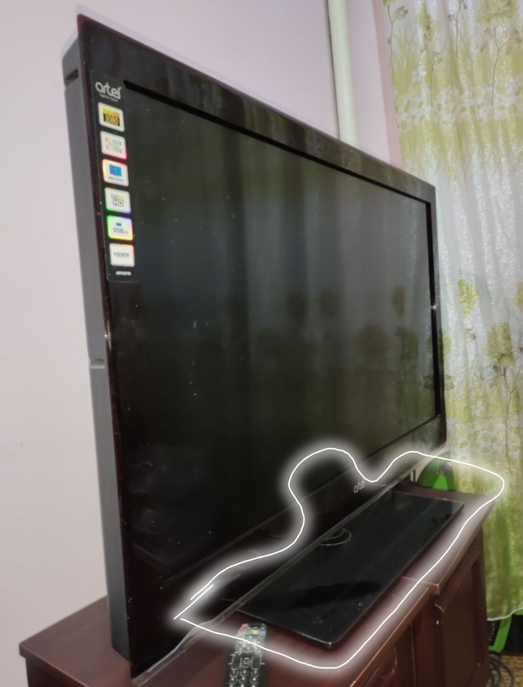 Срочно продам оригинал ножка от телевизора 42 дюм artel