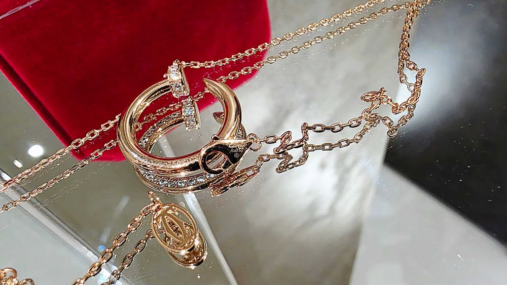 CARTIER Nail Juste un Clou Rose Gold Paved Diamonds Дамско Колие Пирон