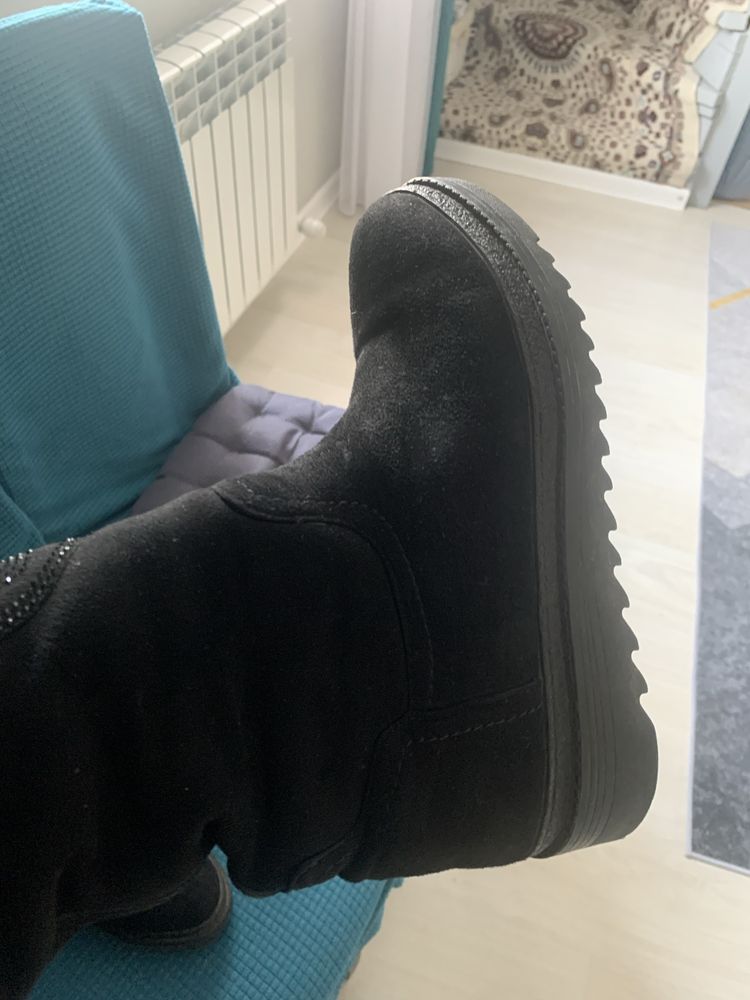 Продается обувь зима