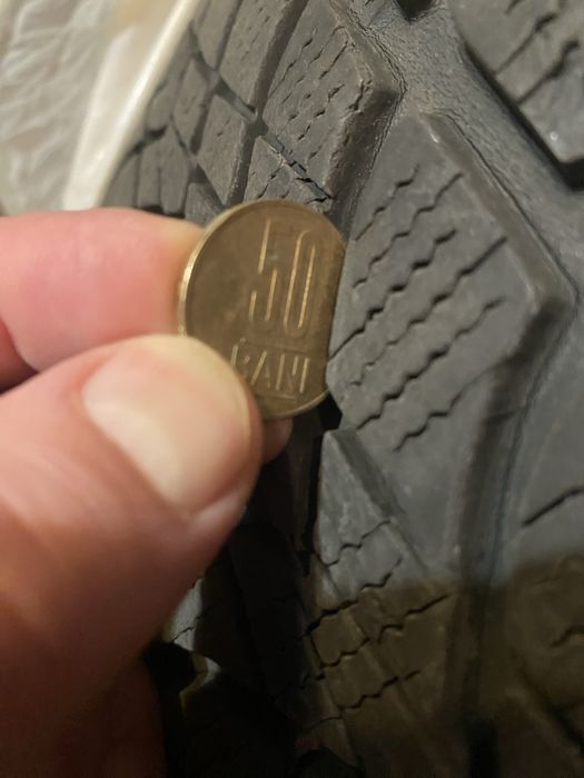 Vand 3 cauciucuri M+S + 4 Jante/Capace 205 55 R16