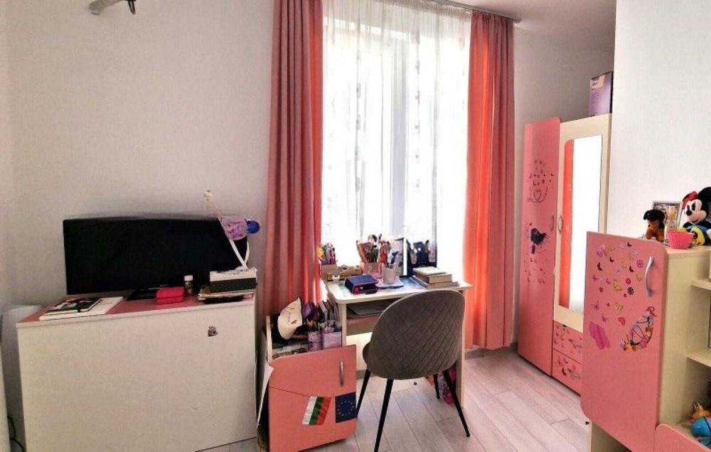 Продава се Тристаен апартамент в Пловдив, Христо Смирненски - 97 кв.м за 1784 €/кв.м - Снимка #6