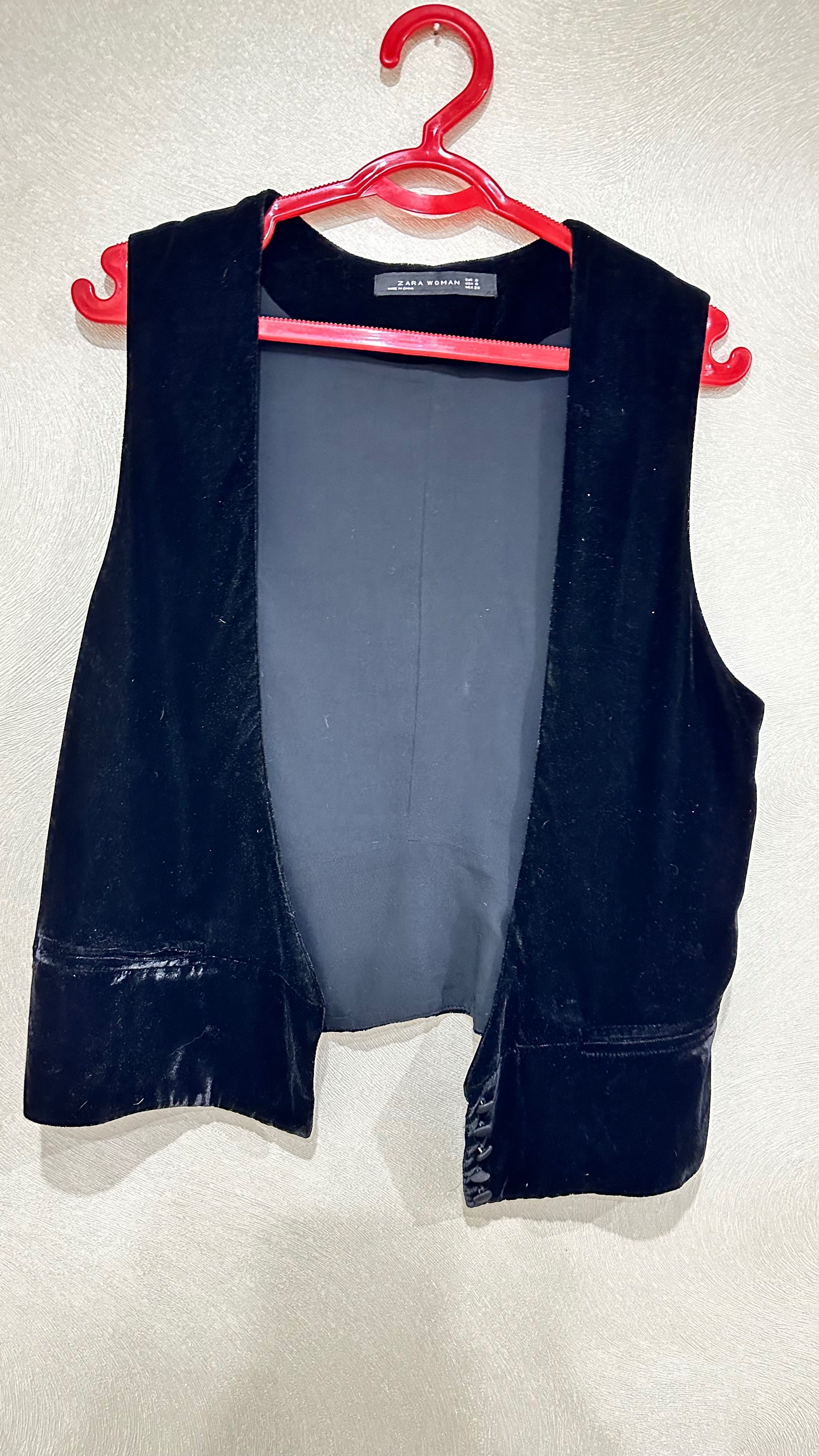 Бархатный (велюровый) костюм Zara