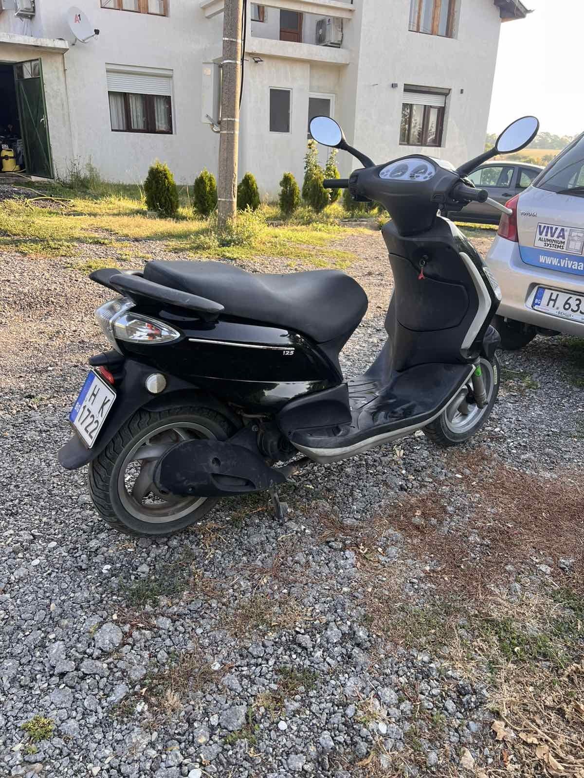 Piaggio fly 150cc 2012
2012 година
Перфектно състояние
Нови хуми ,